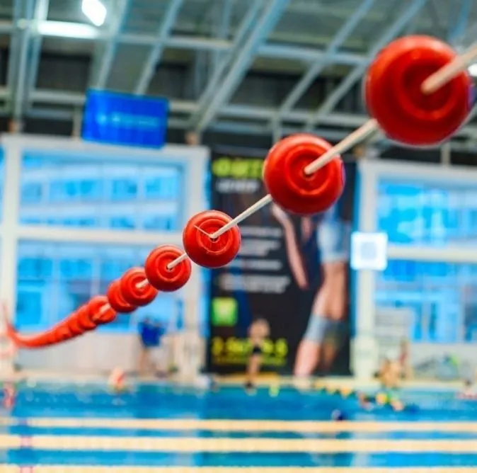 Шнур с поплавками и указателем фальстарта